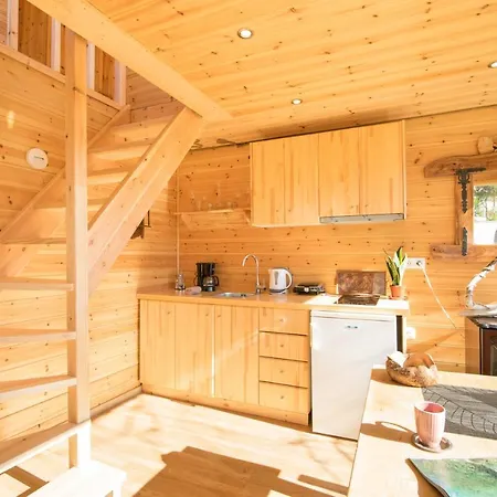 בית נופש Romantic Tree House