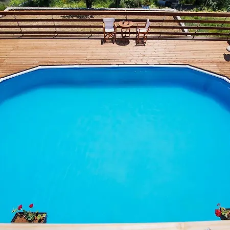 بيت للعطل Romantic Tree House